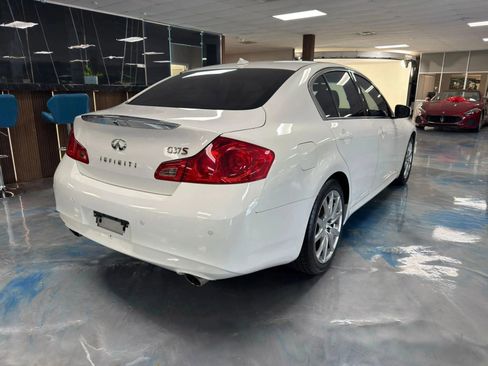Used 2011 INFINITI G37 Journey w/ Sport Pkg - RWD image 5