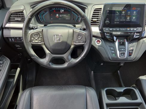 Used 2023 Honda Odyssey EX-L image 13