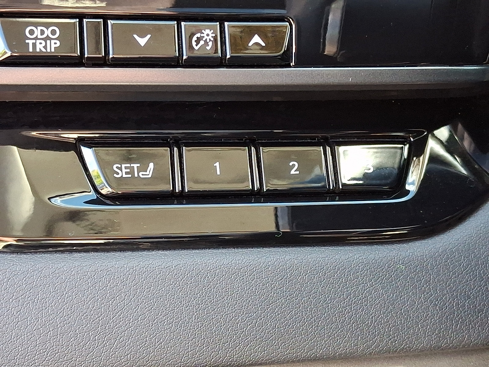 Certified 2023 Lexus RX 350 AWD w/ Cold Area Package image 26