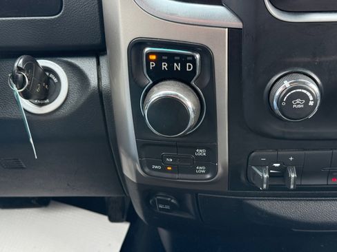 Used 2017 RAM 1500 Classic SLT w/ Luxury Group AWD/4WD image 28