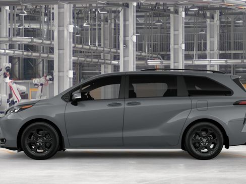New 2026 Toyota Sienna XLE Woodland Edition AWD/4WD image 4