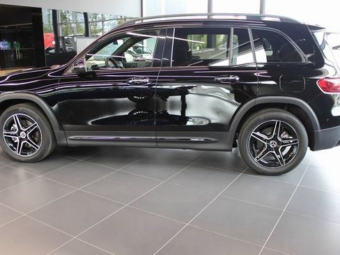 New 2024 Mercedes-Benz GLB 250 4MATIC image 25