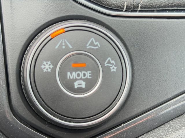 Used 2024 Volkswagen Tiguan SE R-Line AWD/4WD image 23