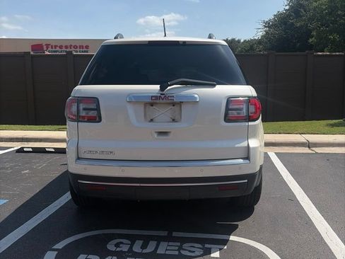 Used 2015 GMC Acadia SLE FWD image 5