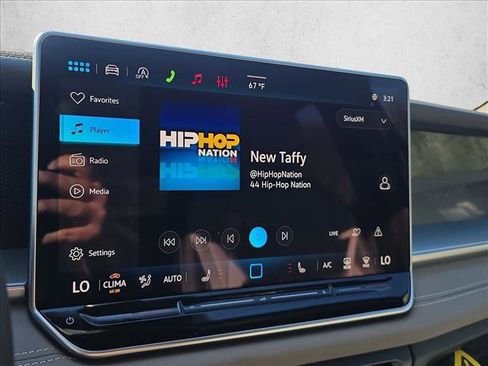 New 2026 Volkswagen Tiguan SE R-Line image 15