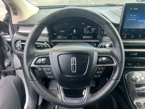 Certified 2023 Lincoln Nautilus AWD w/ Premium Package image 17