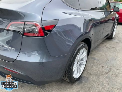 Used 2023 Tesla Model Y Long Range AWD/4WD image 96