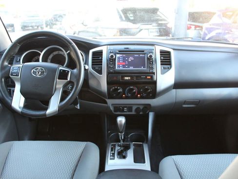 Used 2013 Toyota Tacoma PreRunner w/ SR5 Pkg RWD image 13