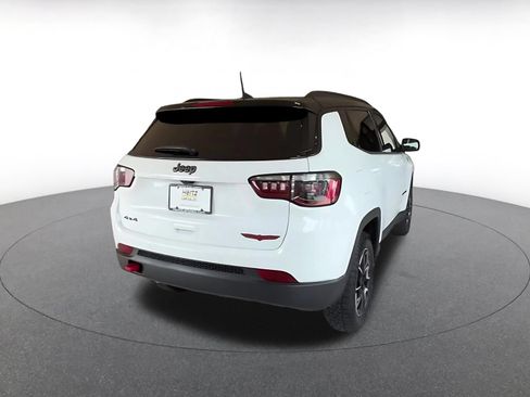 Used 2025 Jeep Compass Trailhawk AWD/4WD image 14