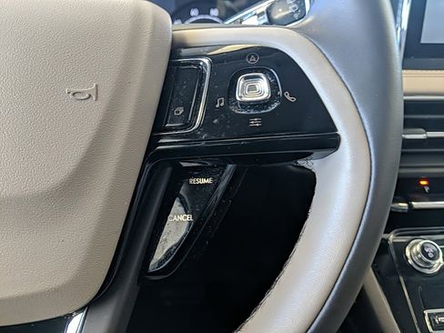 Certified 2022 Lincoln Corsair AWD w/ Equipment Group 101A image 17