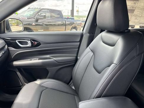 New 2026 Jeep Compass Latitude AWD/4WD image 18
