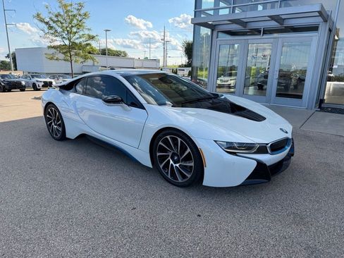 Used 2016 BMW i8 AWD/4WD image 2