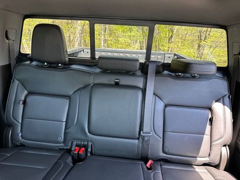 Used 2024 GMC Sierra 1500 Denali AWD/4WD image 35