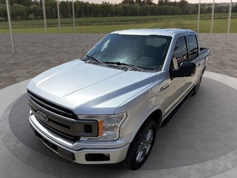 Used 2018 Ford F150 XLT w/ Equipment Group 302A Luxury AWD/4WD image 14