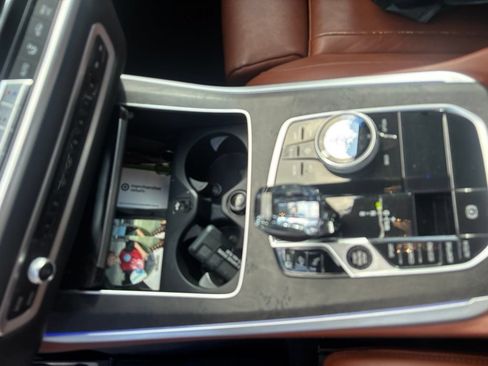 Used 2021 BMW X5 sDrive40i w/ M Sport Package RWD image 23