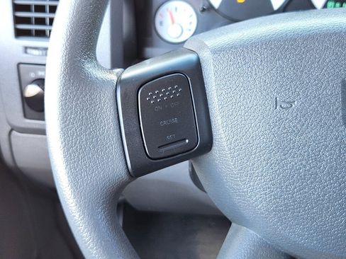 Used 2009 Dodge Ram 2500 Truck SXT AWD/4WD image 17