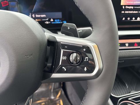 New 2026 BMW 550e xDrive AWD/4WD image 19