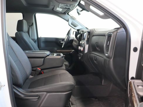 Used 2021 GMC Sierra 1500 SLE w/ X31 Off-Road Package AWD/4WD image 18