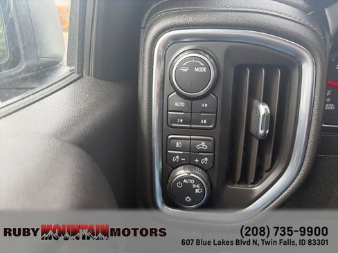 Used 2021 Chevrolet Silverado 1500 RST AWD/4WD image 18