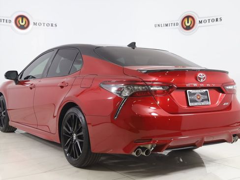 Used 2021 Toyota Camry XSE image 4