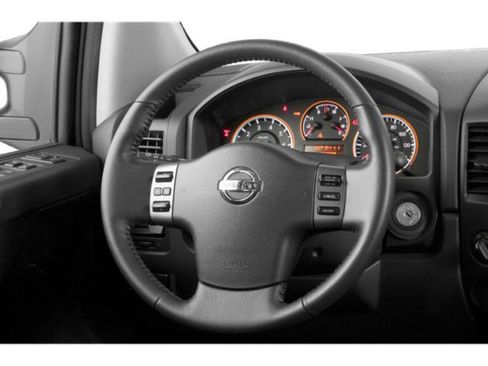 Used 2015 Nissan Titan PRO-4X w/ Pro-4x Luxury Package AWD/4WD image 9
