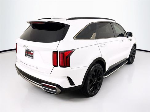 Used 2022 Kia Sorento SX image 7