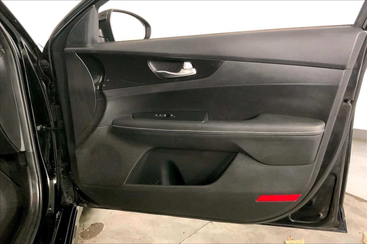 Used 2023 Kia Forte GT-Line FWD image 25