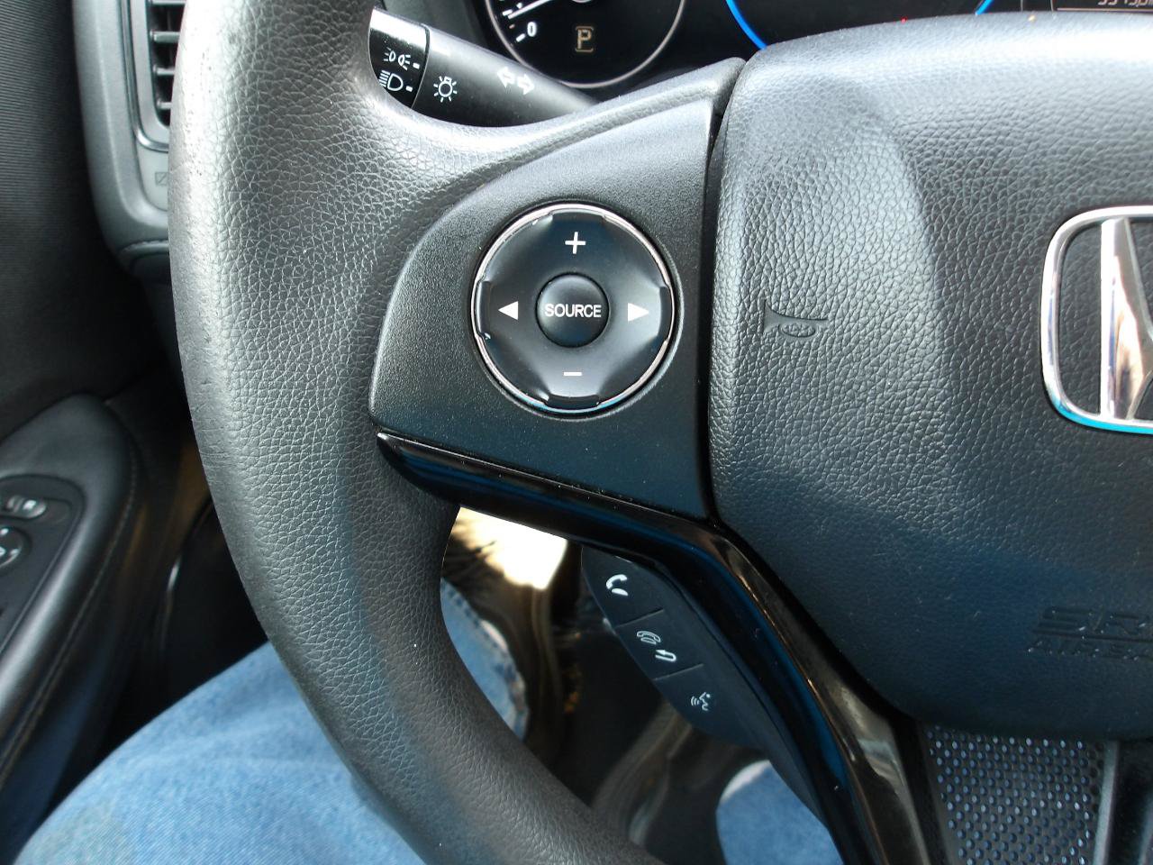 Used 2017 Honda HR-V LX image 15