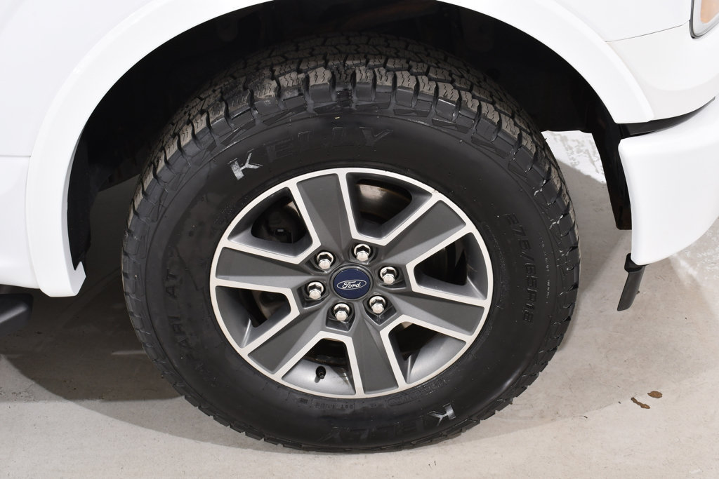 Used 2016 Ford F150 XLT w/ Equipment Group 302A Luxury AWD/4WD image 24
