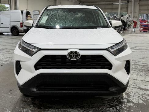 Used 2025 Toyota RAV4 XLE FWD image 3