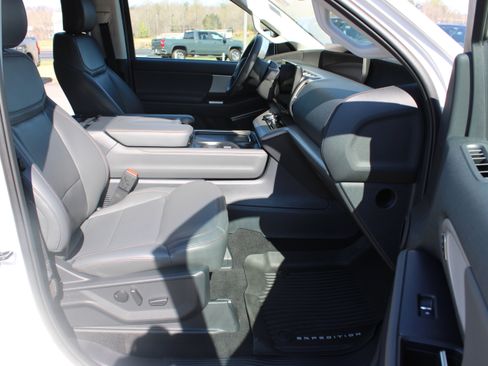 Certified 2025 Ford Expedition Max Active AWD/4WD image 21