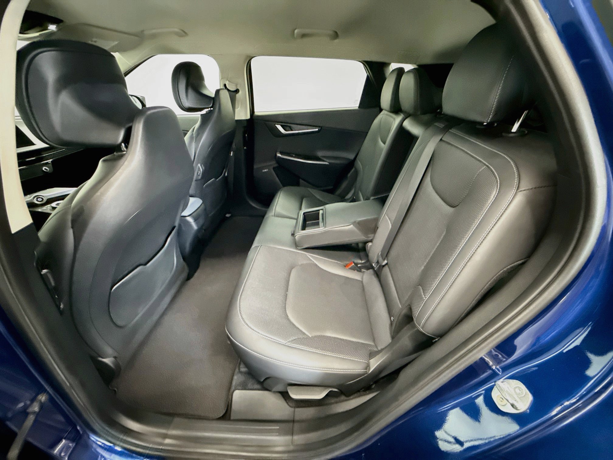 Used 2024 Kia EV6 Wind w/ Wind Technology Package RWD image 28