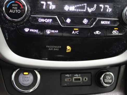 Used 2019 Nissan Murano Platinum w/ Cargo Package image 22