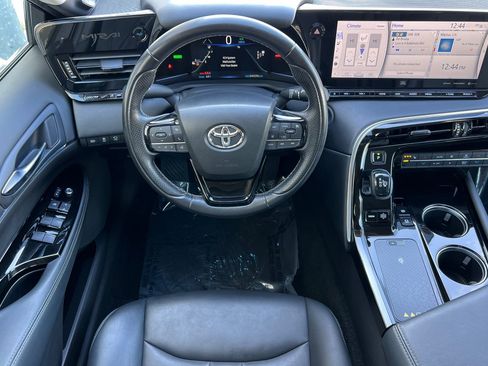 Used 2021 Toyota Mirai XLE image 14