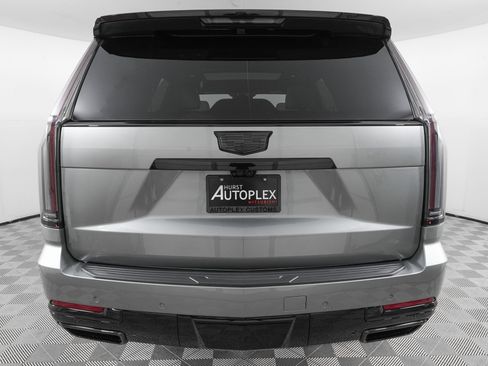 Used 2026 Cadillac Escalade Sport image 6
