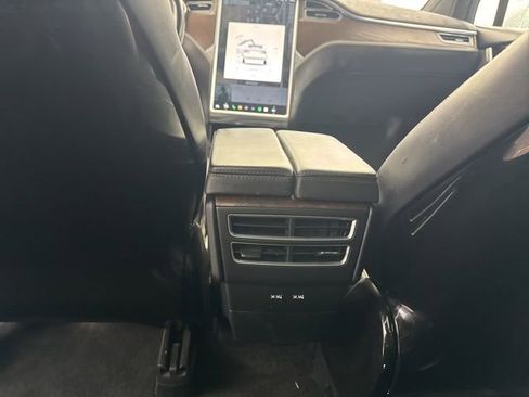Used 2016 Tesla Model X 90D image 26