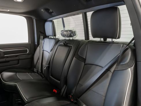 New 2027 RAM 2500 Laramie w/ Night Edition AWD/4WD image 25