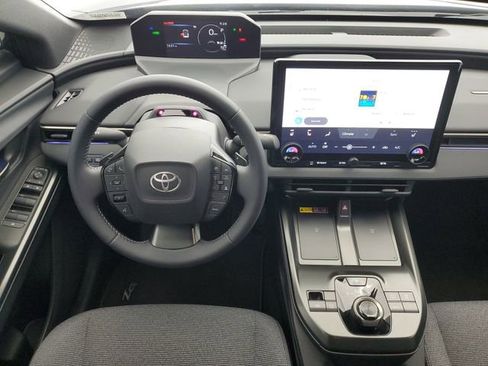 Used 2026 Toyota bZ FWD image 17