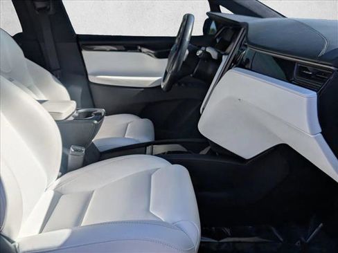 Used 2019 Tesla Model X 100D image 20