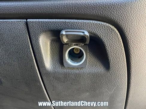 Used 2018 Chevrolet Silverado 1500 Custom w/ Custom Convenience Package AWD/4WD image 29