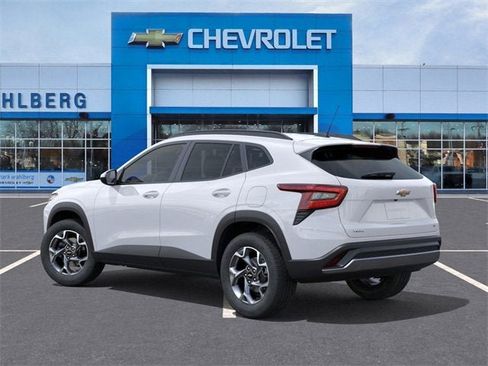 New 2025 Chevrolet Trax LT w/ Driver Confidence Package image 3