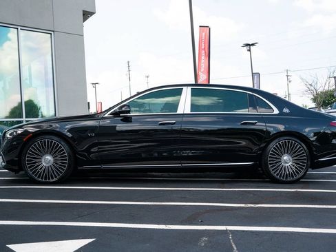 Used 2022 Mercedes-Benz Maybach S 680 4MATIC image 25