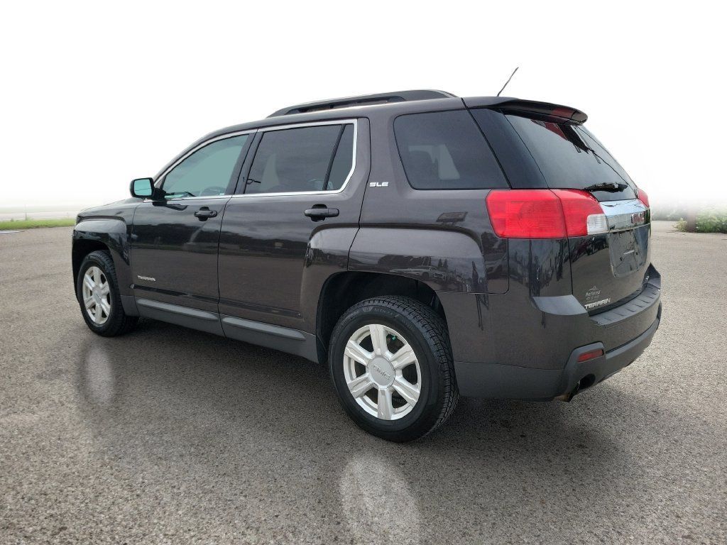 Used 2015 GMC Terrain SLE w/ Convenience Package AWD/4WD image 3
