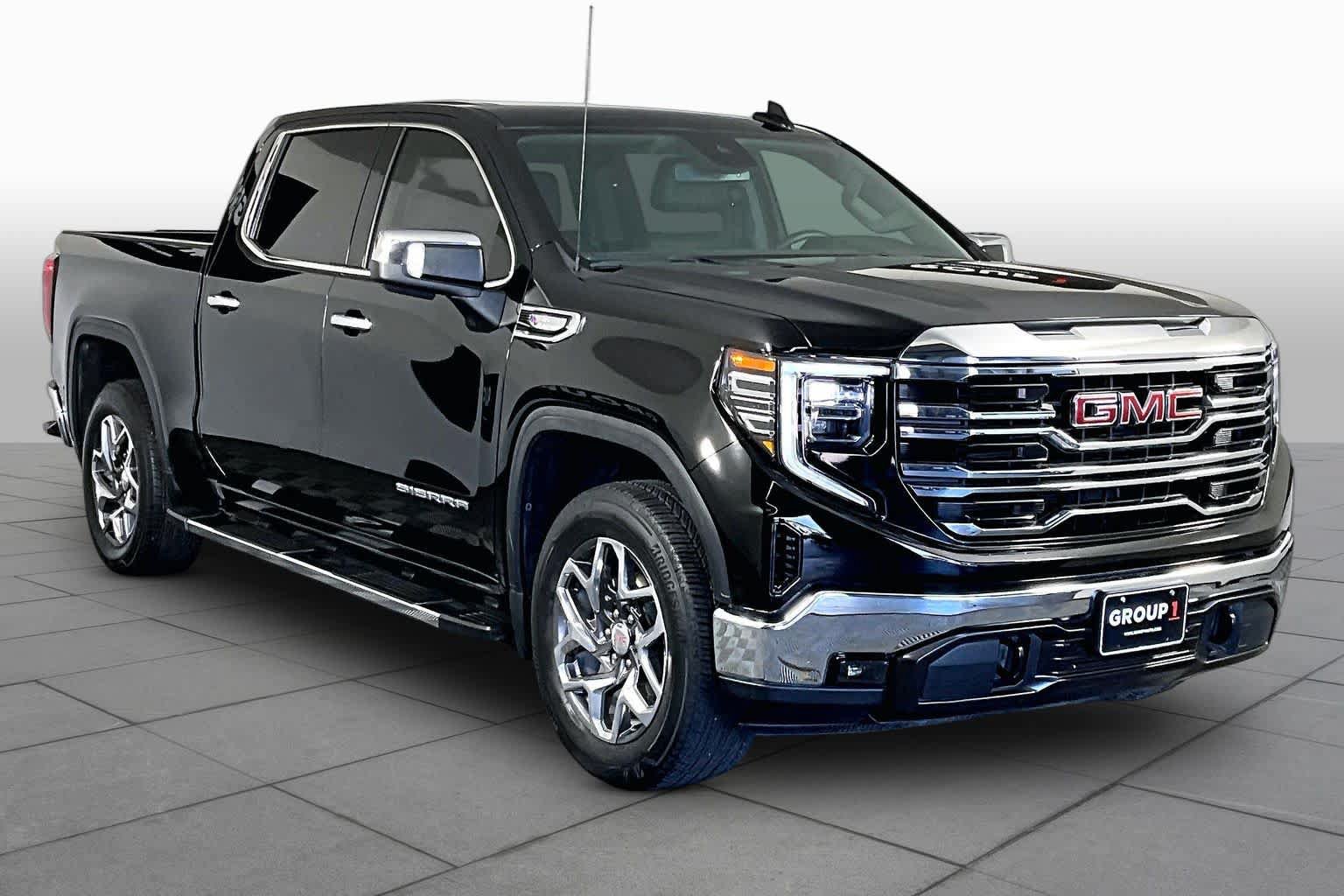 Used 2024 GMC Sierra 1500 SLT RWD image 3