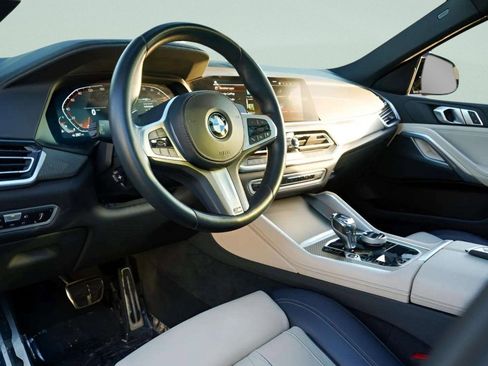 Used 2022 BMW X6 xDrive40i w/ Executive Package image 61