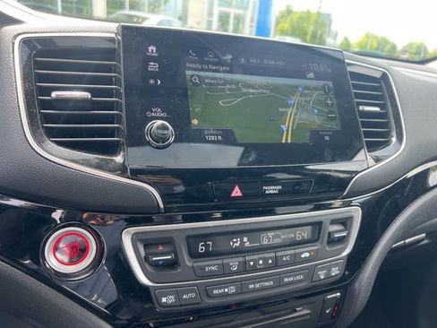 Used 2019 Honda Pilot Touring image 21