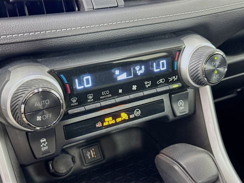 Used 2023 Toyota RAV4 XLE FWD image 17