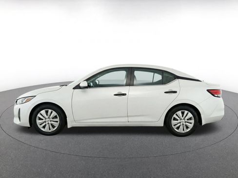 Used 2025 Nissan Sentra S FWD image 4