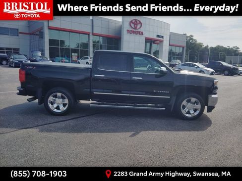 Used 2018 Chevrolet Silverado 1500 LTZ w/ Sport Package AWD/4WD image 8