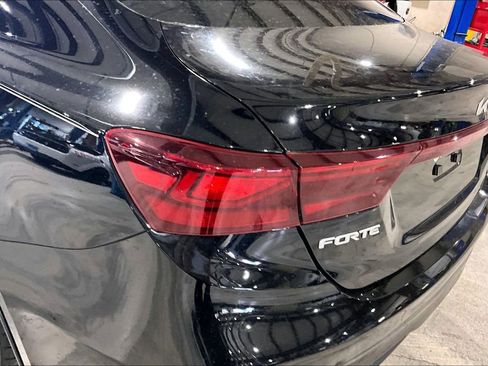 Used 2022 Kia Forte LXS w/ LXS Technology Package image 27